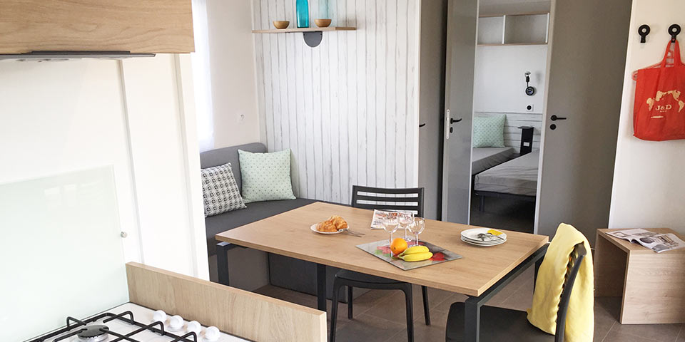 ARCHIPEL range : static caravan, sleeps 12/14, 3+3 bedrooms, covered terrace image 1