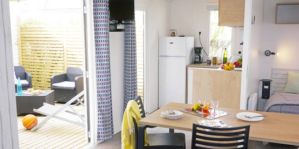 ARCHIPEL range : static caravan, sleeps 10/12, 2+2 bedrooms, covered terrace image 0