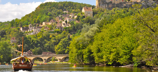 4-STAR CAMPSITE IN THE HEART OF THE BLACK PERIGORD