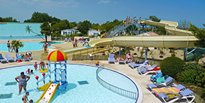 camping 4 étoiles Les Blancs Chênes à la Tranche-sur-Mer
