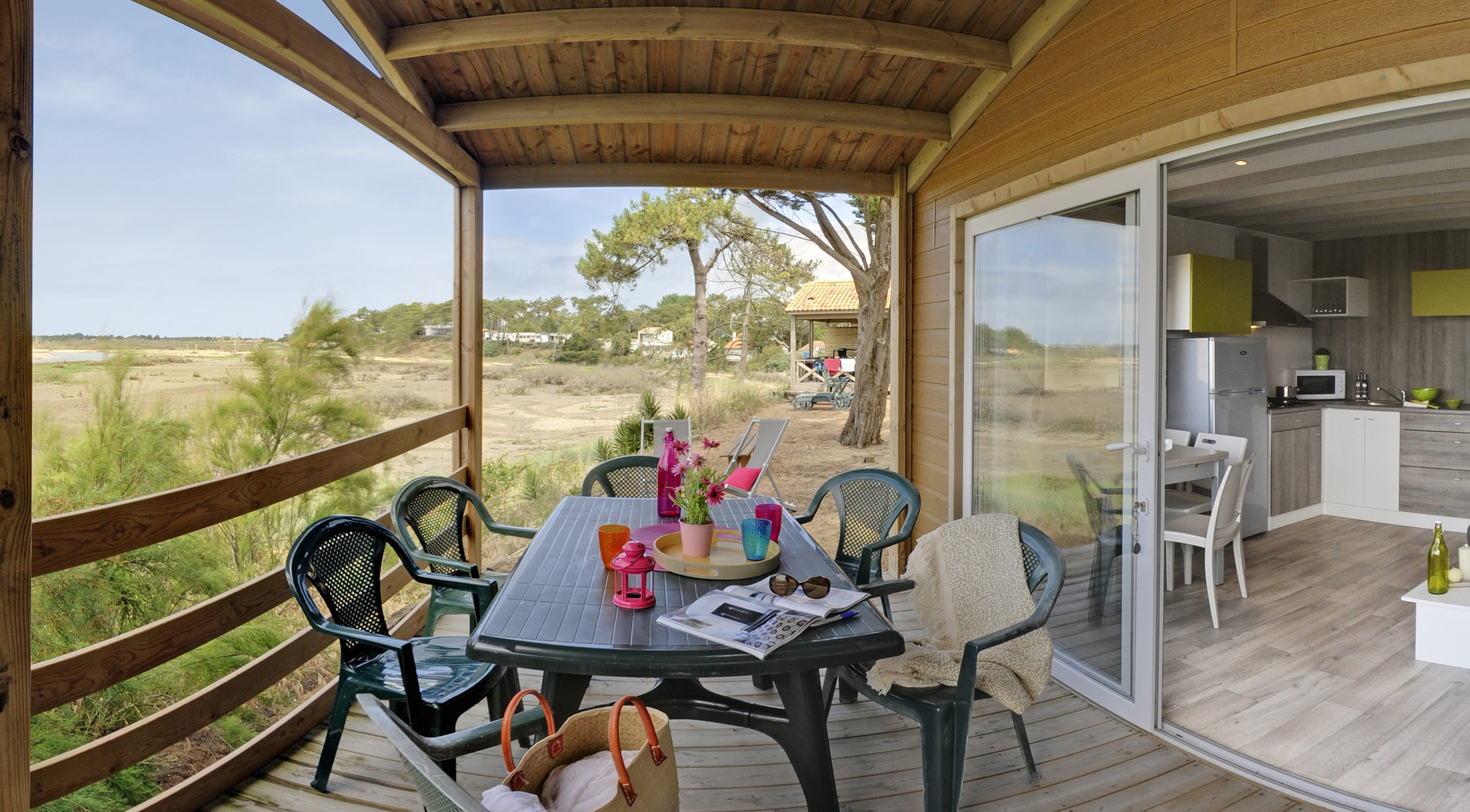 Chalet Sleeps 6, 3 bedrooms image 0