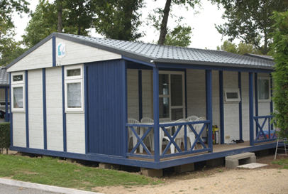 Chalet Sleeps 6, 3 bedrooms  image 0