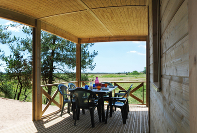 Chalet Sleeps 6, 3 bedrooms image 4