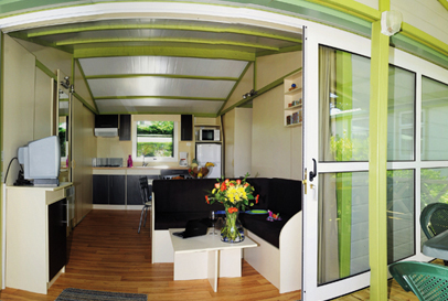 Chalet Sleeps 6, 3 bedrooms image 6