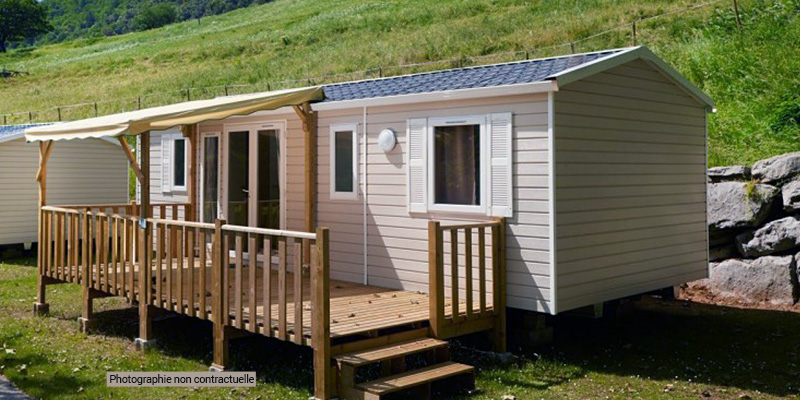 Static Caravan Sleeps 6, 3 bedrooms image 1
