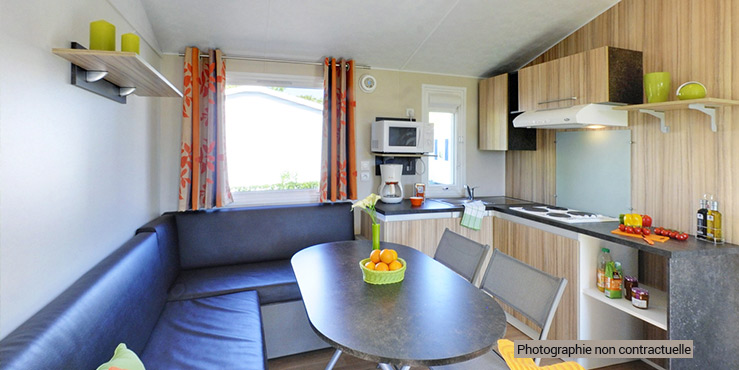 Static Caravan, TV, Sleeps 7, 3 bedrooms,Family range image 2