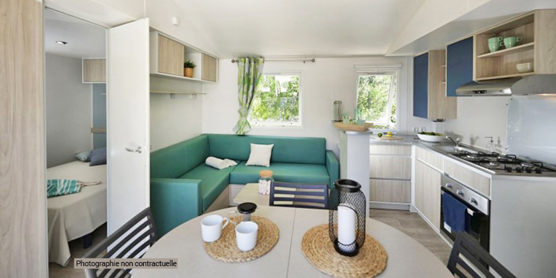 Static Caravan Sleeps 6, 3 bedrooms image 2
