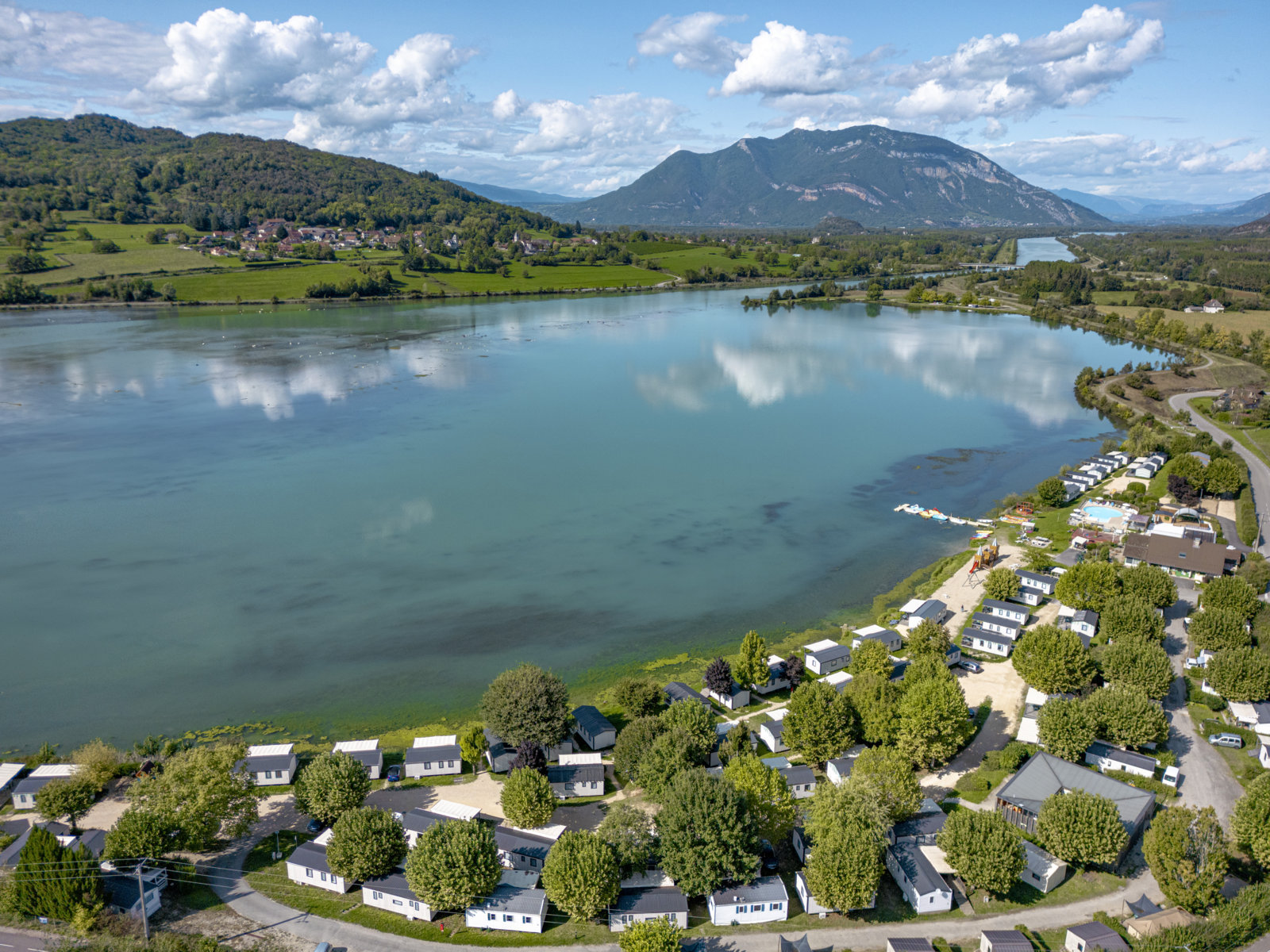 LE LAC DU LIT DU ROI ****