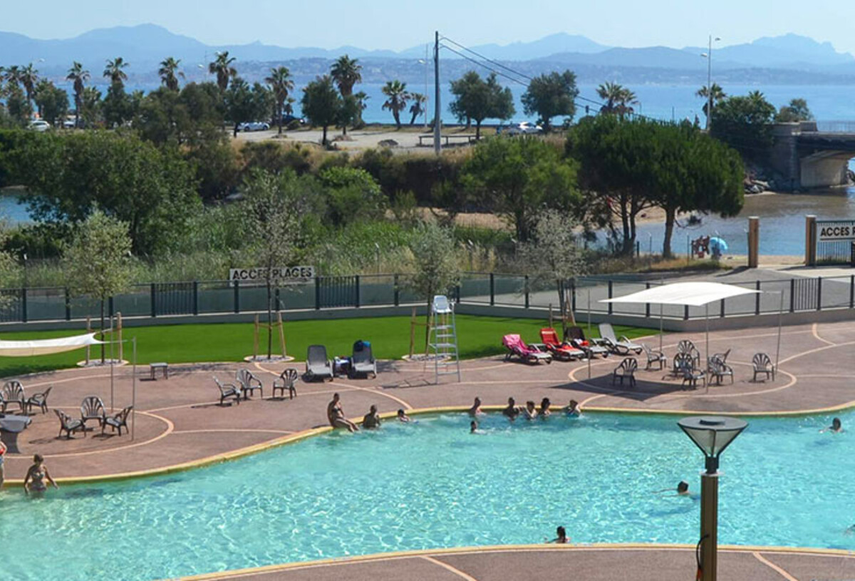 Campsite Le Saint Aygulf Plage 4 Stars Campsite In Saint Aygulf