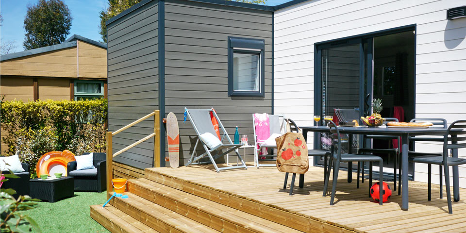 Static Caravan, sleeps 6, 2 bedrooms, Premium range image 2