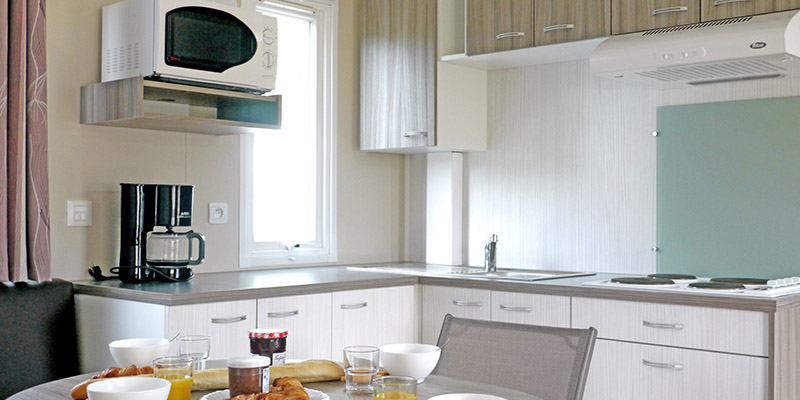 Static Caravan, TV, Sleeps 7, 3 bedrooms,Family range image 3